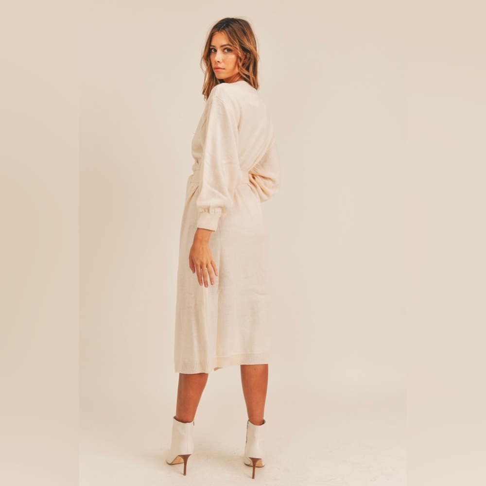 NWT Alice Cardigan Sweater Dress In Ivory - Picture 4 of 4